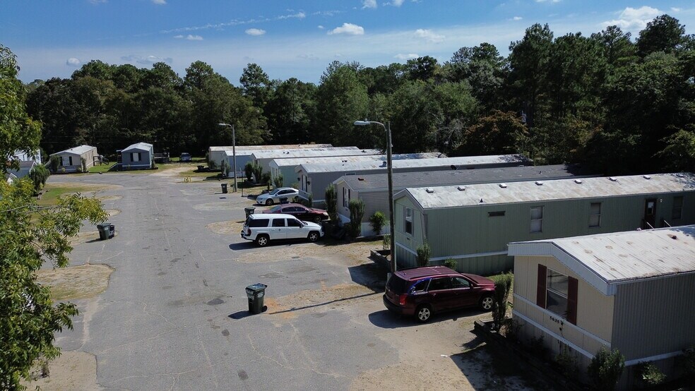 More Photos Of 5602 Hardwick Ln, Fayetteville Manufactured Housing Mobile Home Park For Sale