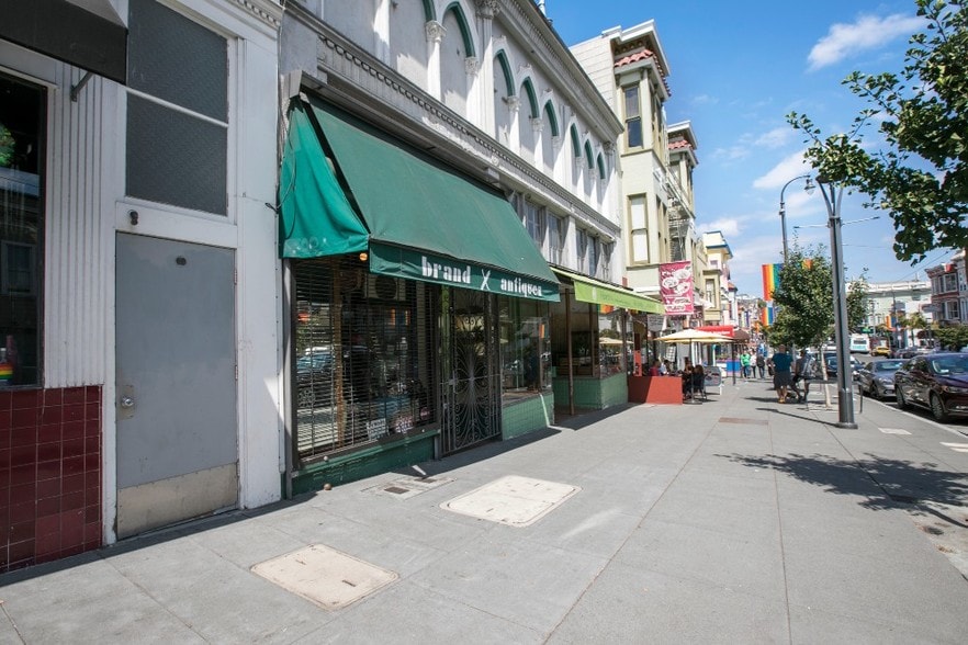 More Photos Of 566-570 Castro St, San Francisco Storefront Retail Office For Lease
