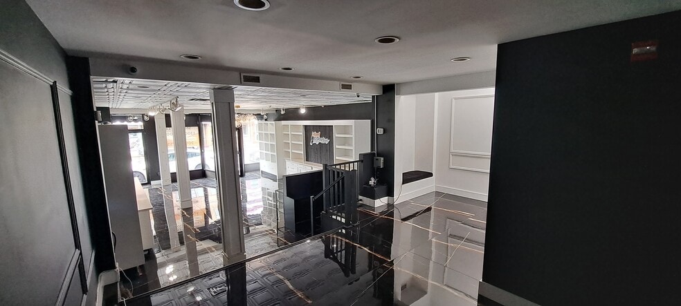 More Photos Of 21-23 N Dean St, Englewood Freestanding For Lease
