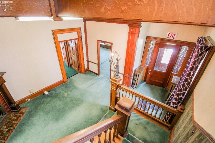 More Photos Of 516 W Washington St, Sandusky Office For Sale