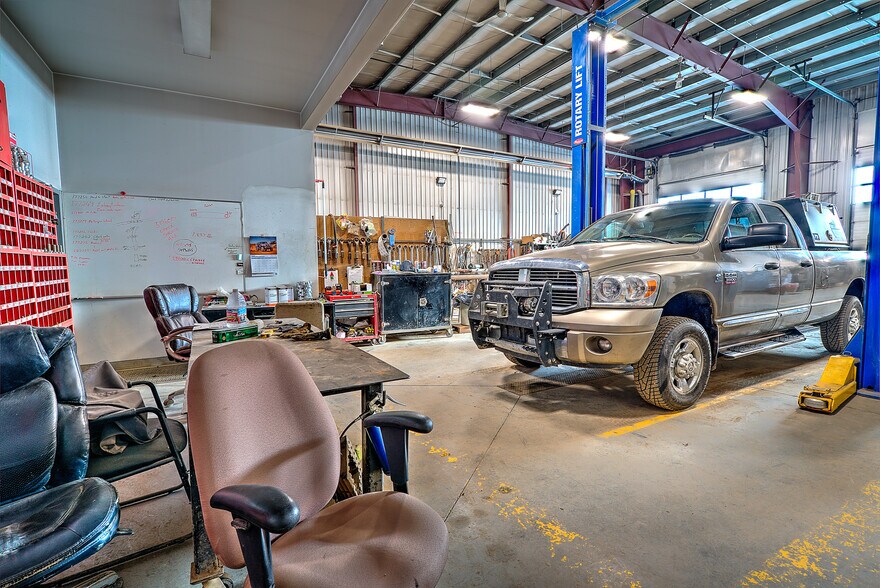 More Photos Of 135 & 141 Clearmile Avenue, Red Deer County Industrial For Sale