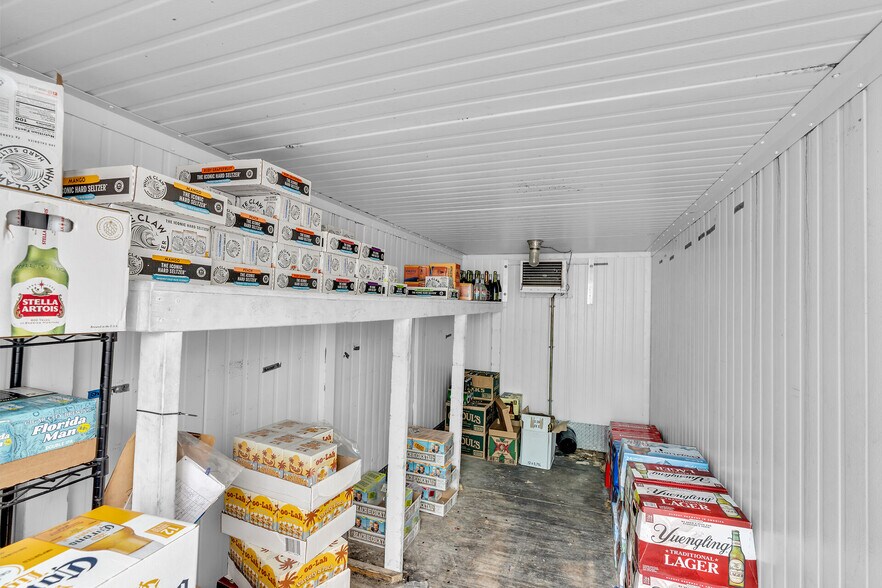 More Photos Of 27340 Overseas Hwy, Ramrod Key Hotel For Sale