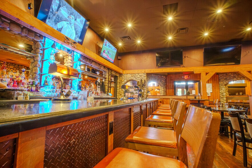More Photos Of 891 De Marco Dr, Henderson Restaurant For Lease