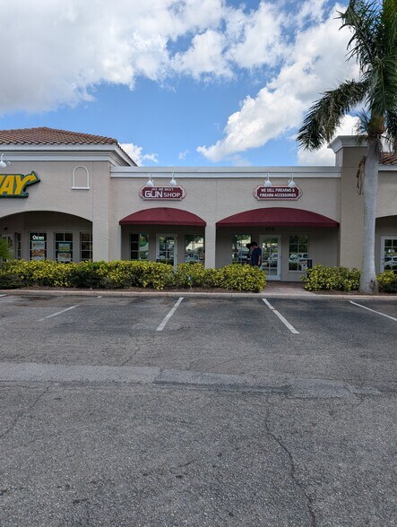 Primary Photo Of 5708-5742 Clark Rd, Sarasota General Retail For Lease