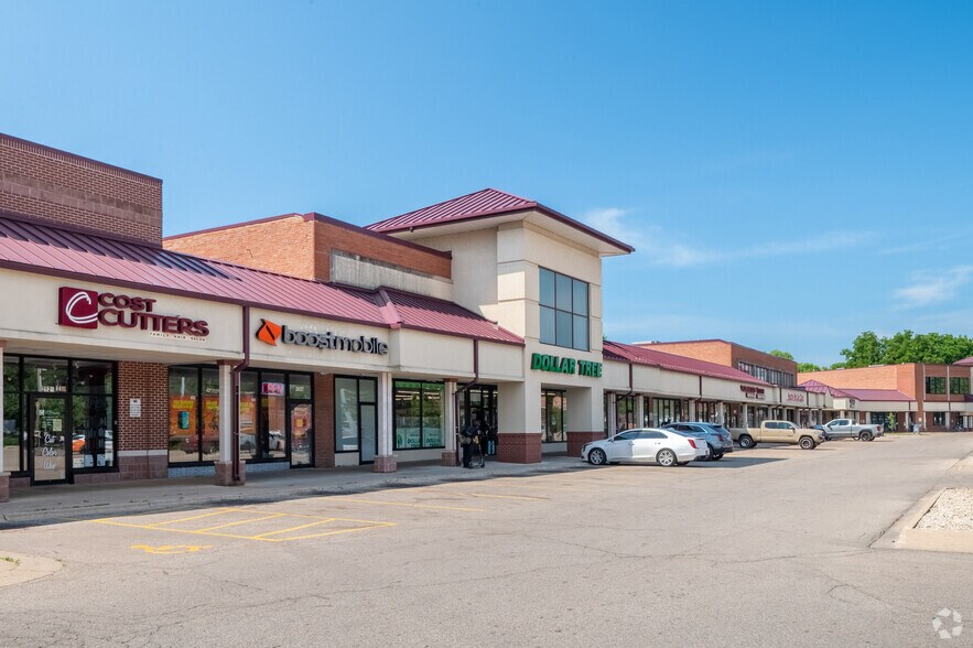 More Photos Of 2705 E Washington Ave, Madison Storefront For Sale