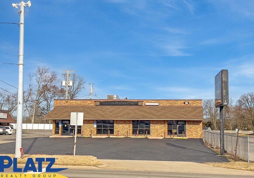 Primary Photo Of 4554 Mahoning Ave, Warren Unknown For Lease