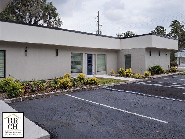 More Photos Of 2720 NW 6th St, Gainesville Medical For Lease