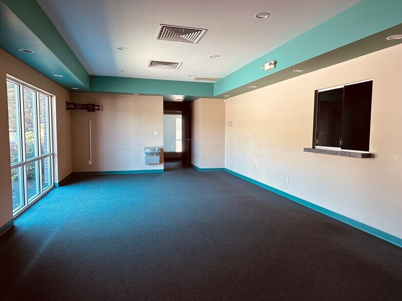 More Photos Of 112-114 Keeton Dr, Hopkinsville Medical For Lease