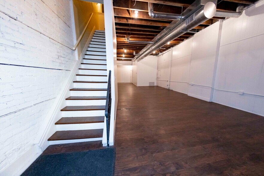 More Photos Of 14536 E Jefferson Ave, Detroit Storefront Retail Residential For Sale
