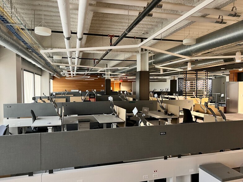 More Photos Of 232 3rd St N, La Crosse Office For Lease