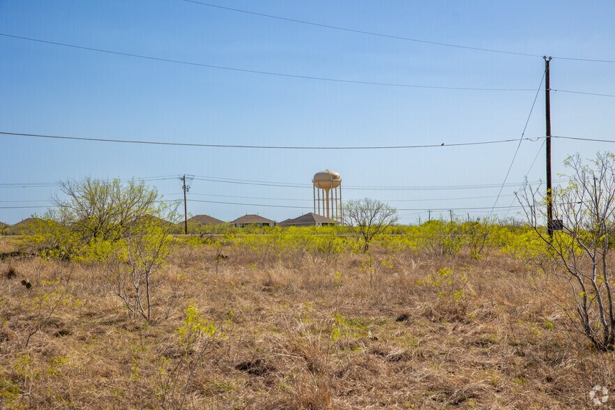 More Photos Of 2200 High Rd, Uhland Land For Sale