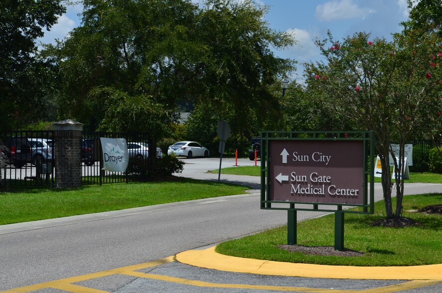 More Photos Of 10 William Pope Dr, Bluffton Office For Sale