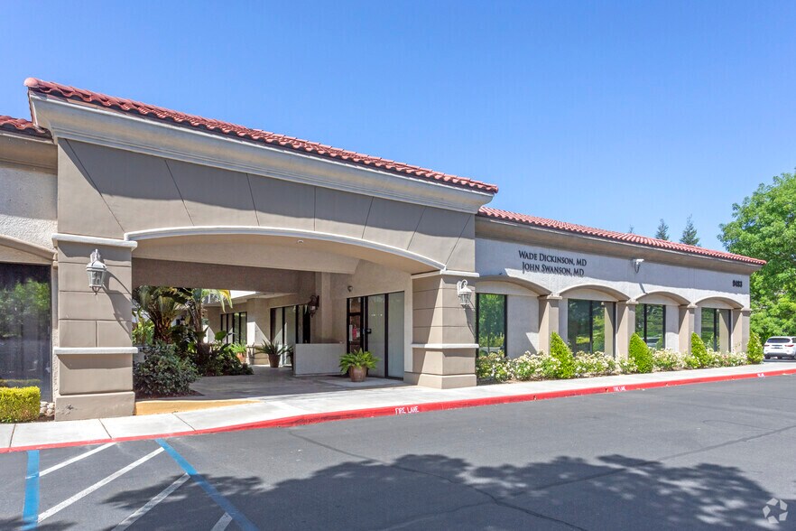 More Photos Of 9499 N Fort Washington Rd, Fresno Unknown For Lease