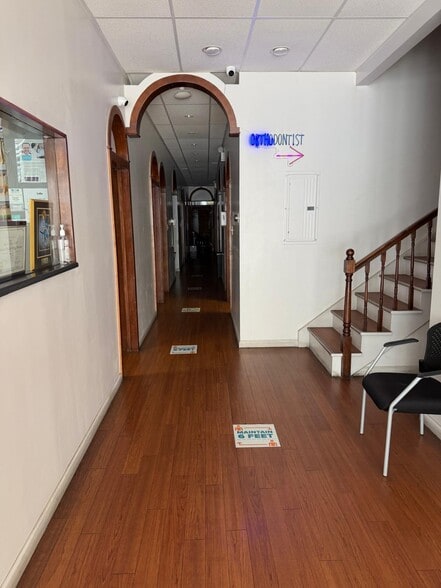 More Photos Of 17515 Jamaica Ave, Jamaica Office For Sale