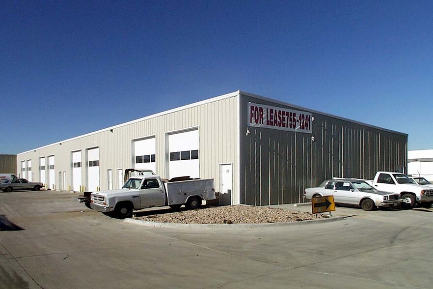 More Photos Of 6535 York St, Denver Warehouse For Lease