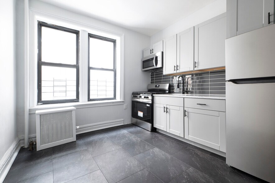 More Photos Of , Sunnyside Multifamily For Sale