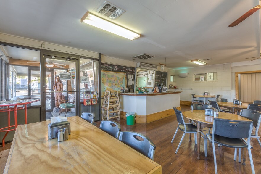 More Photos Of 29301 Hwy 82 Hwy, Park Hill Restaurant For Sale