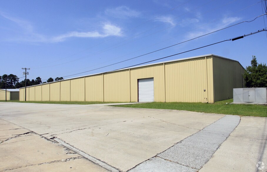 More Photos Of 25 Artley Rd, Savannah Unknown For Lease