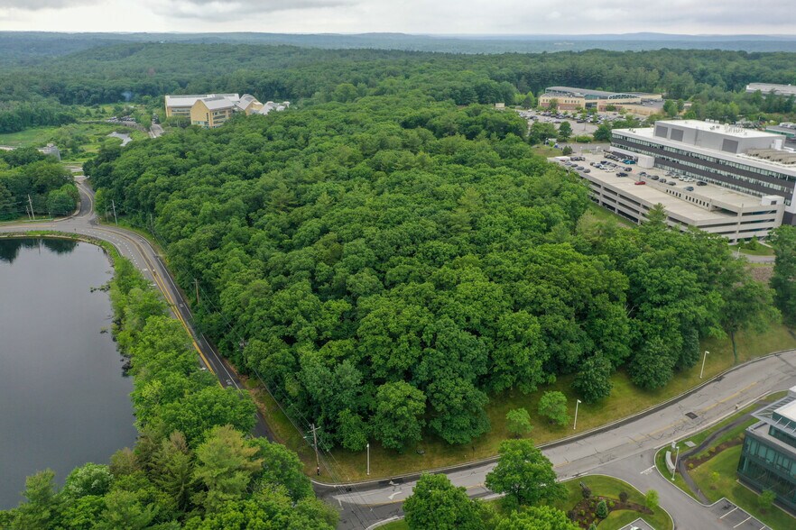 Primary Photo Of 910 Winter St, Waltham Office For Lease