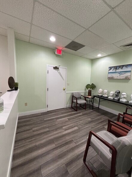 More Photos Of 1900 N Mills Ave, Orlando Medical For Lease