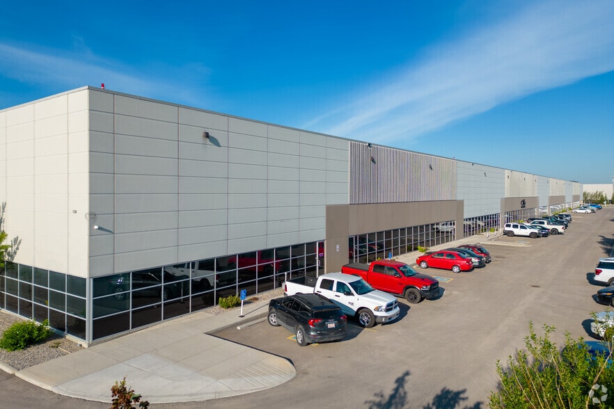 Primary Photo Of 10770 25 St NE, Calgary Warehouse For Lease