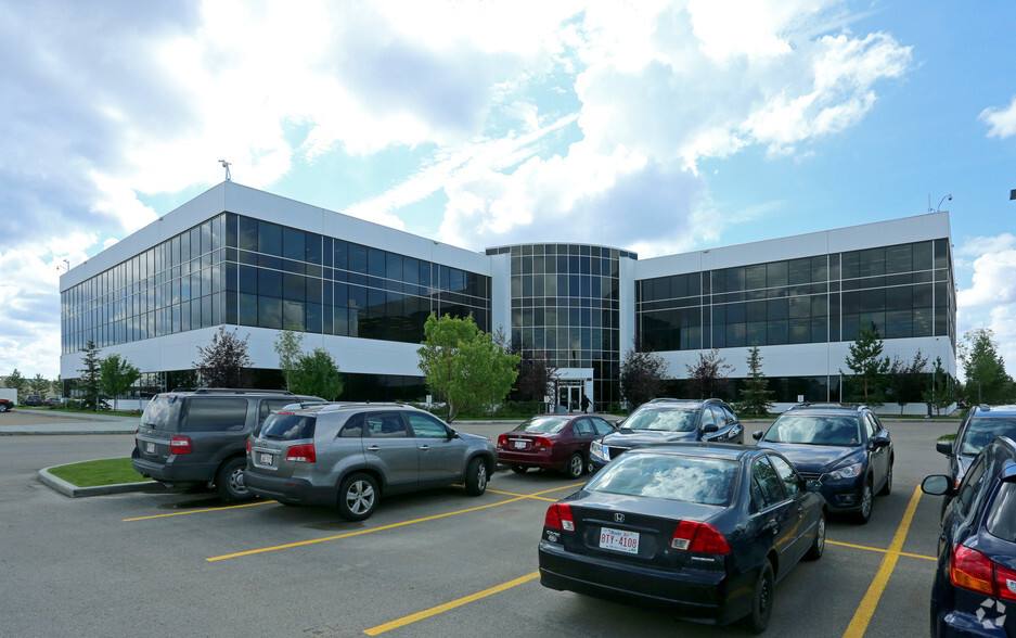 Primary Photo Of 18807 Stony Plain Rd NW, Edmonton Office For Lease