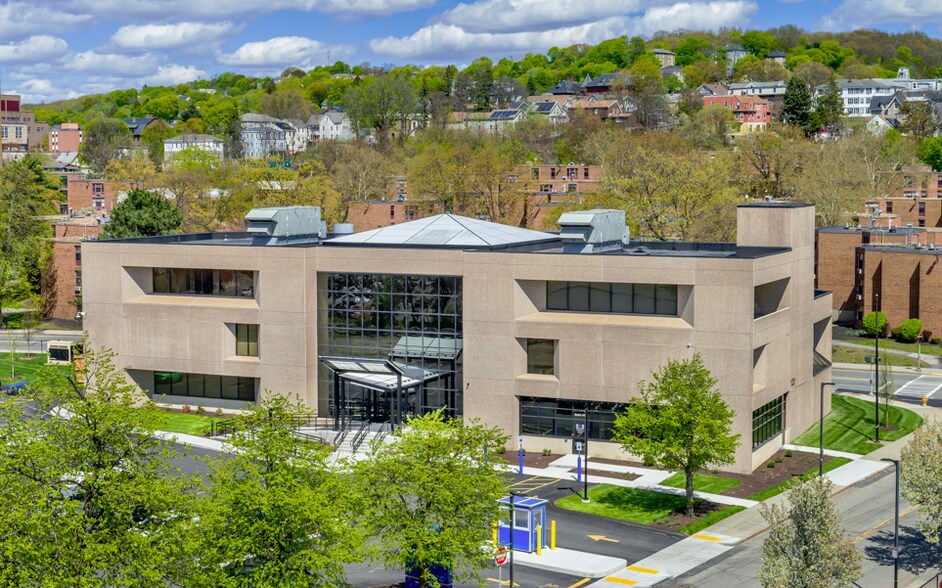 More Photos Of 120 Thomas St, Worcester Medical For Lease