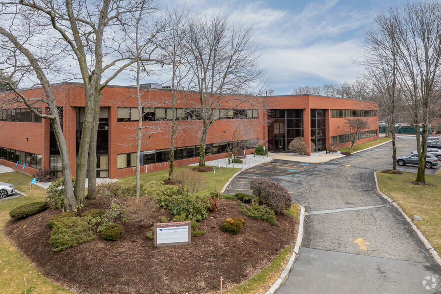 Primary Photo Of 847 Rogers St, Lowell Medical For Lease