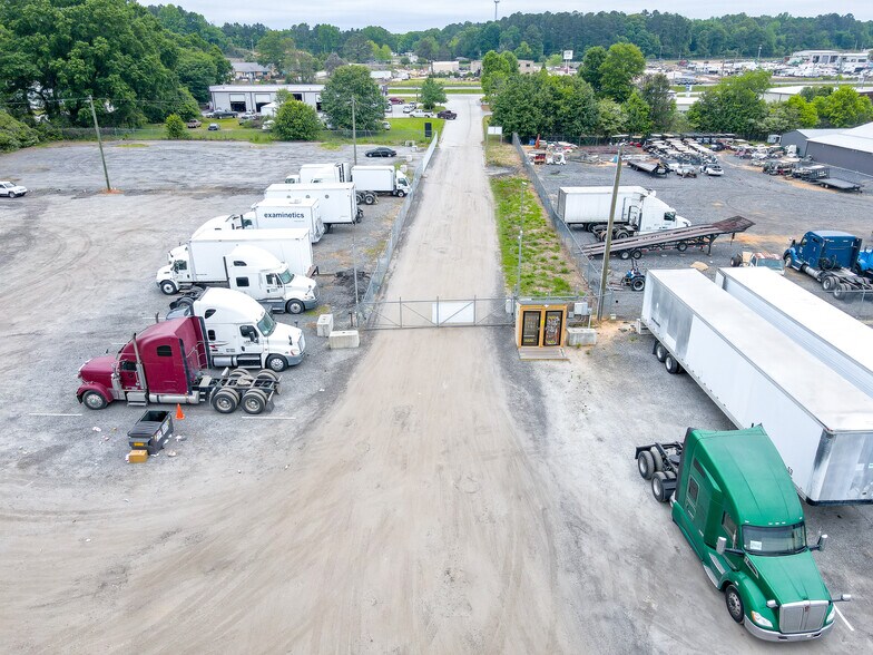 More Photos Of 1597 Access Rd, Covington Land For Lease