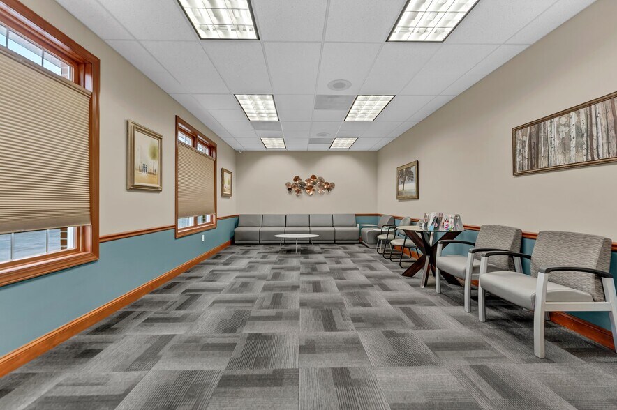 More Photos Of 9095 Main St, Clarence Medical For Lease