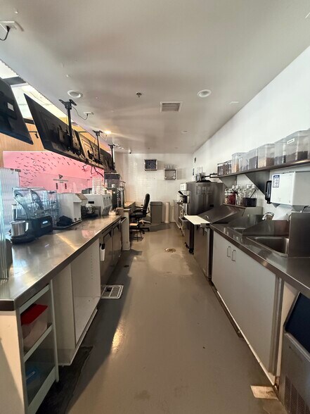 More Photos Of 801 S Hope St, Los Angeles Apartments For Lease