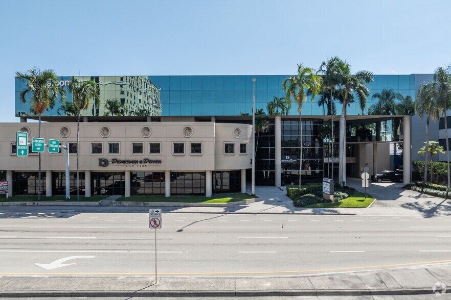More Photos Of 1650 SE 17th St, Fort Lauderdale Office For Lease