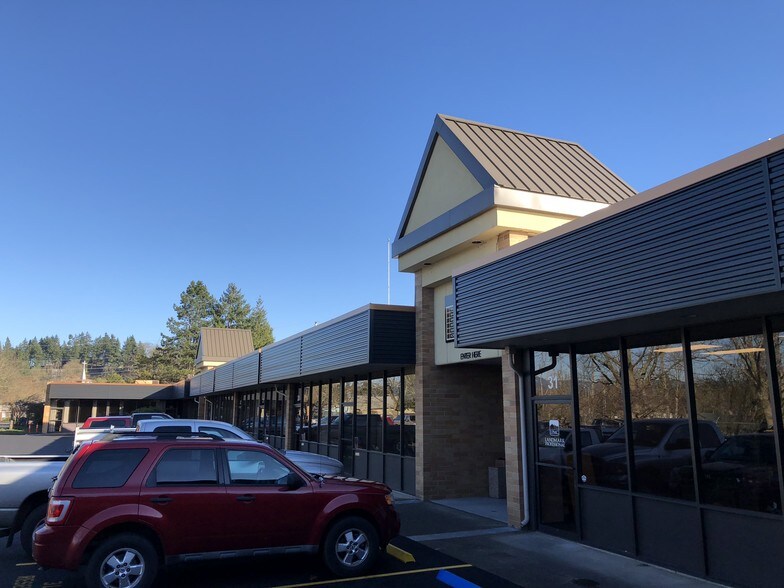 More Photos Of 1140-1144 Willagillespie Rd, Eugene Office For Sale