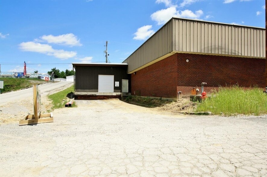 Primary Photo Of 236 E Cumberland Gap Pkwy, Corbin Storefront Retail Office For Lease