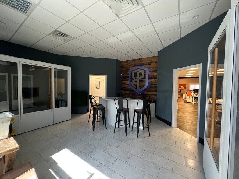 More Photos Of 1632 Virginia Beach Blvd, Virginia Beach Office For Sale