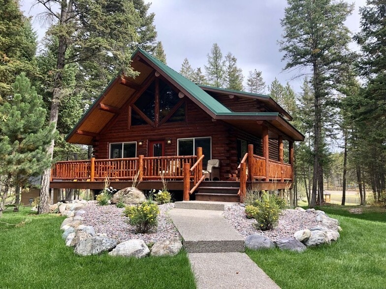 More Photos Of 1845 Hodgson Rd, Whitefish Hotel For Sale