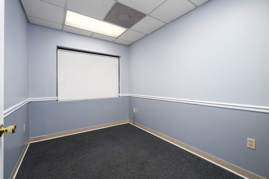 More Photos Of 5547 1st Ave N, Birmingham Freestanding For Sale