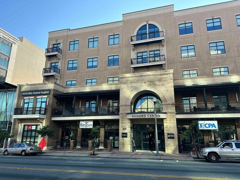 More Photos Of 113-123 S Monroe St, Tallahassee Office For Sale