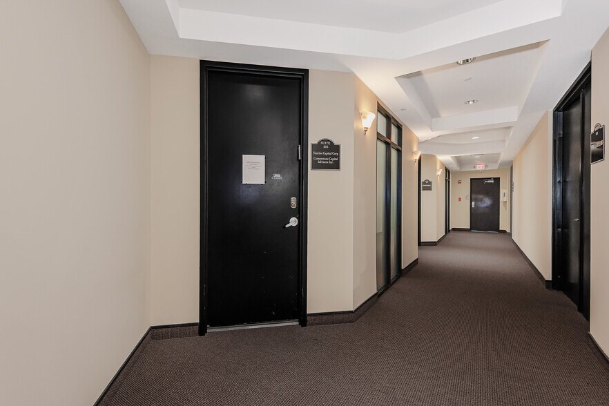 More Photos Of 5599 S University Dr, Davie Loft Creative Space For Sale