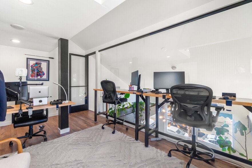 More Photos Of 2734 E Broadway, Long Beach Loft Creative Space For Sale
