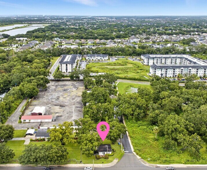 More Photos Of 10418 Bloomingdale Ave, Riverview Office For Sale