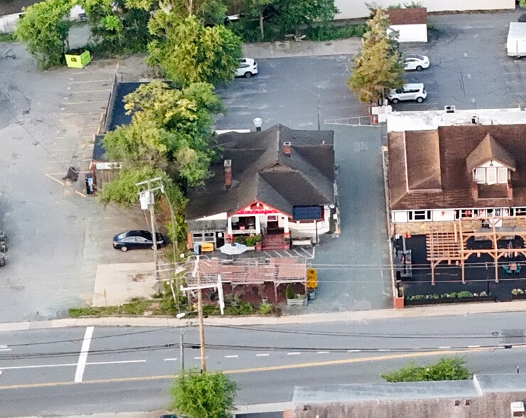 More Photos Of 2206 Fontaine Ave, Charlottesville Restaurant For Lease