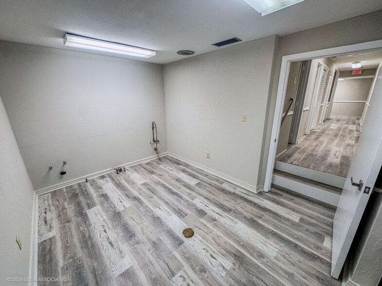 More Photos Of 1230 NW 9th Ave, Gainesville Medical For Lease