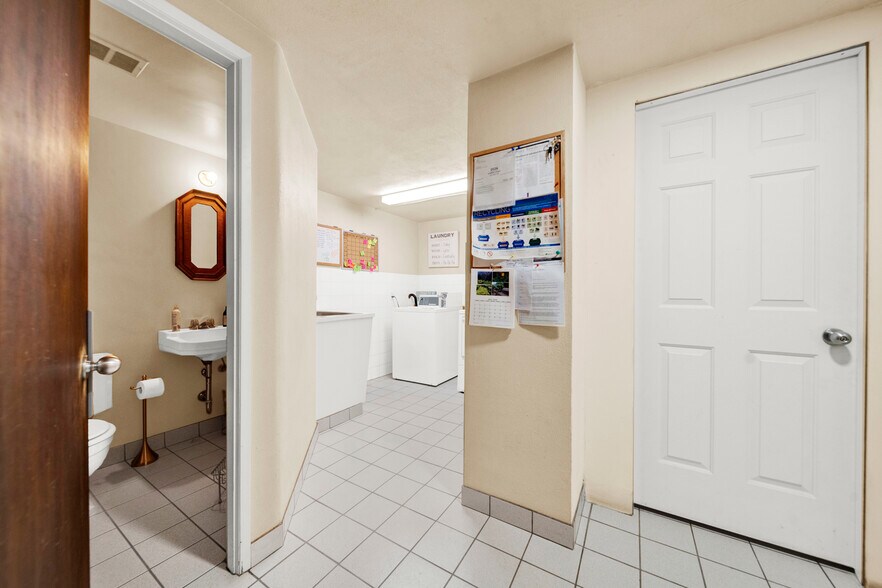 More Photos Of 3719 W 8th Av, Vancouver Apartments For Sale