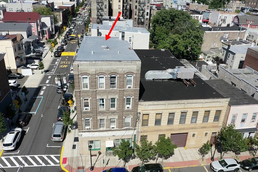 More Photos Of 1701 New York Ave, Union City Apartments For Sale