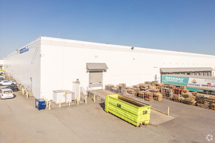 More Photos Of 18111 Blundell Rd, Richmond Distribution For Lease