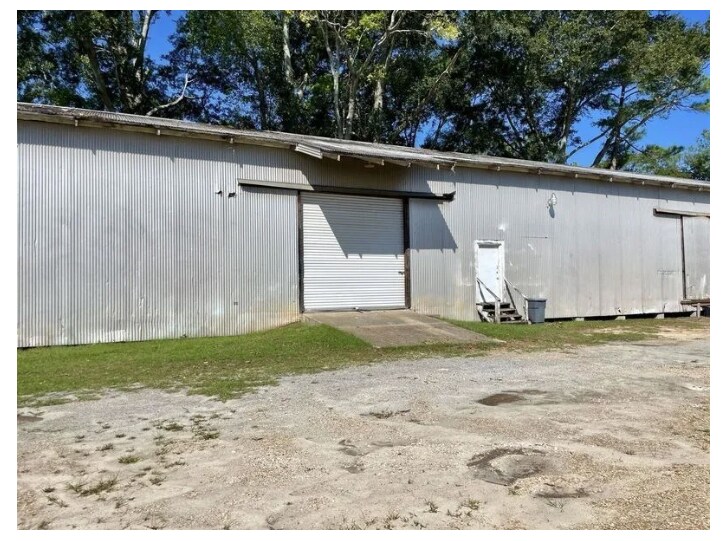 More Photos Of 1005 Sioux St, Dothan Warehouse For Sale
