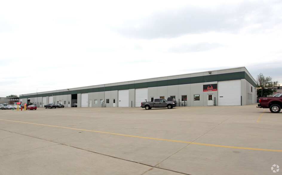 Primary Photo Of 1661 Quincy Ave, Naperville Warehouse For Lease