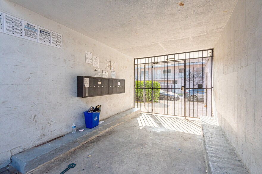 More Photos Of 4771 Marathon St, Los Angeles Apartments For Sale