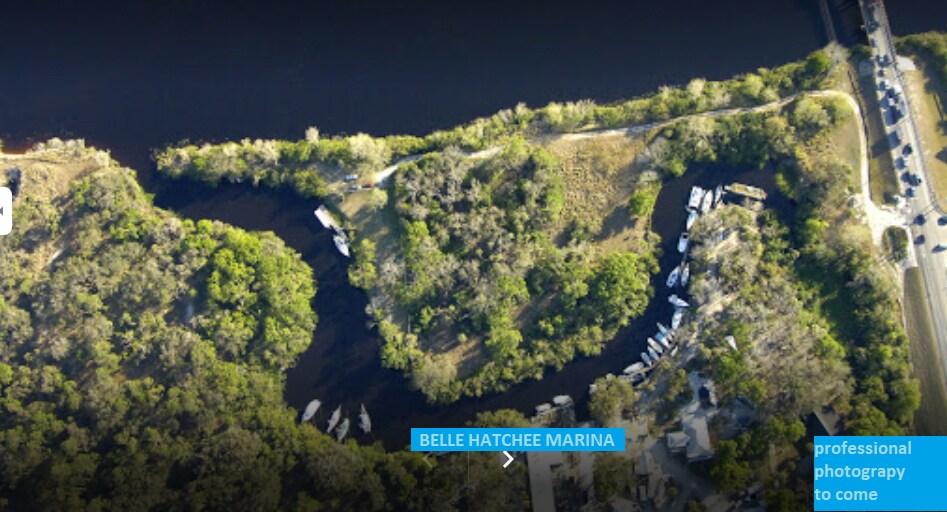 More Photos Of 121 Riverbend Dr, LaBelle Marina For Sale